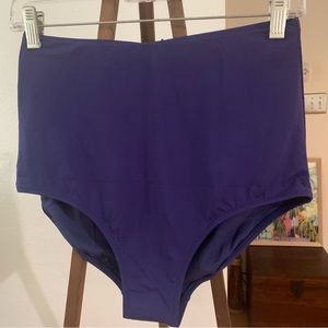 Leilani Women’s navy high waist swim bottom. Tummy Thinner.  Size 8. New w/tags.